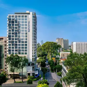 novotel-saigon-centre.hotelsvungtau.com/